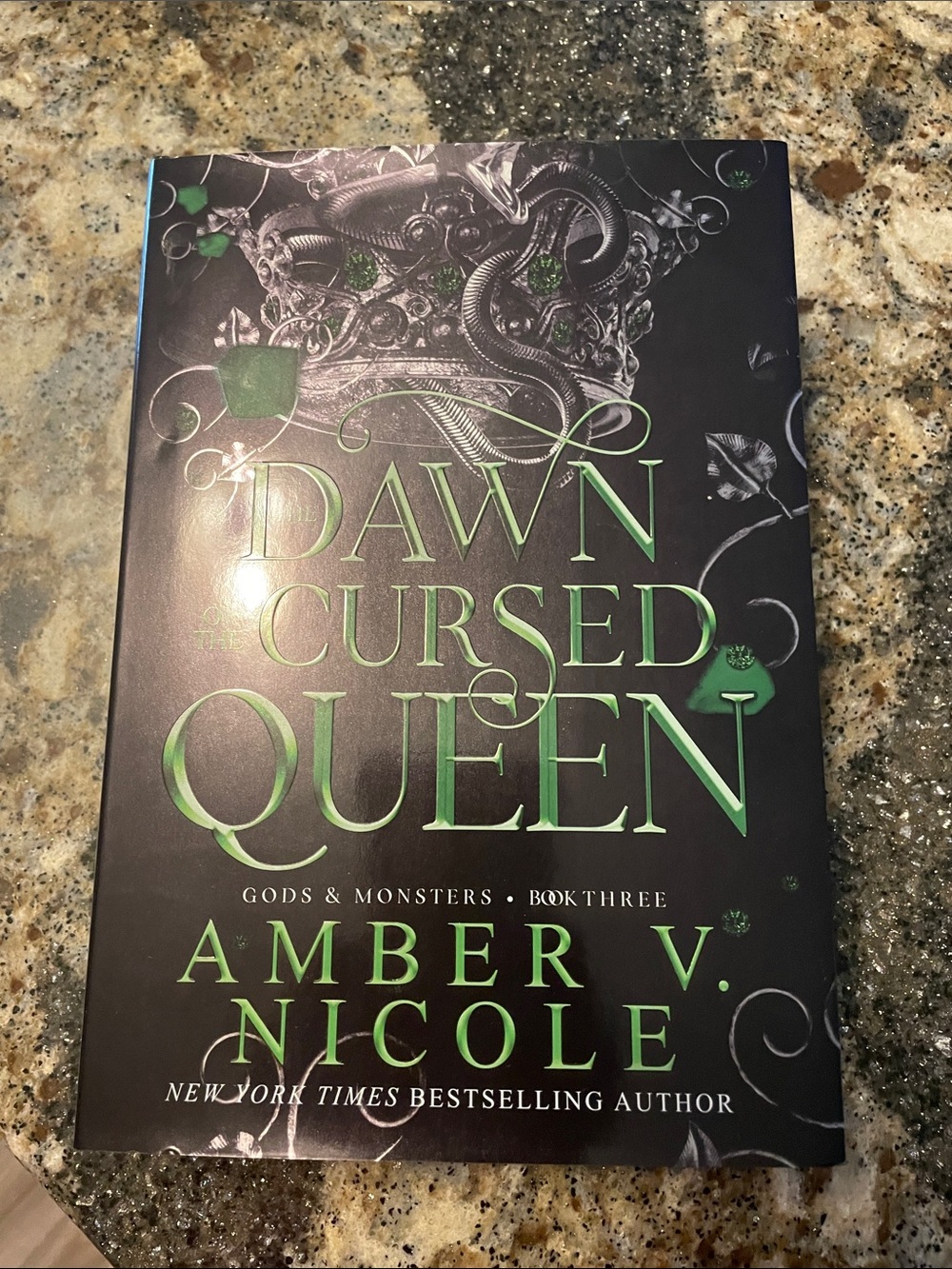Dawn Cursed Queen - special edition
